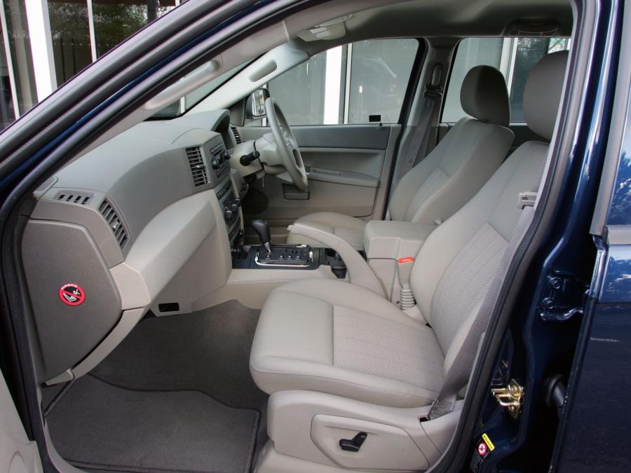  Jeep Grand Cherokee CRD Limited 2005 года  (UK) (фото 5 из 16)